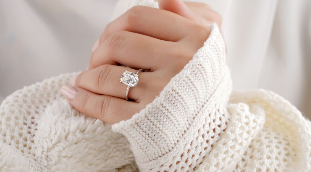 Anello Solitario: Quando e Perché Sceglierlo, Diamante, Metalli, Prezzi e Consigli Utili