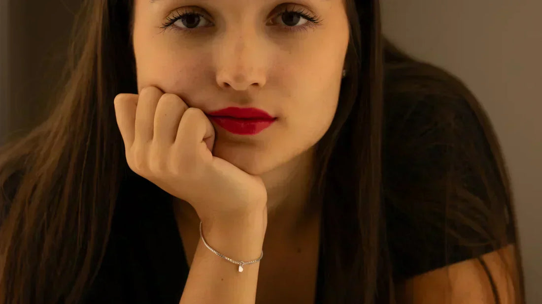 Bracciale Saldato al Polso: Significato, Dove Farlo, Metalli e Prezzo.