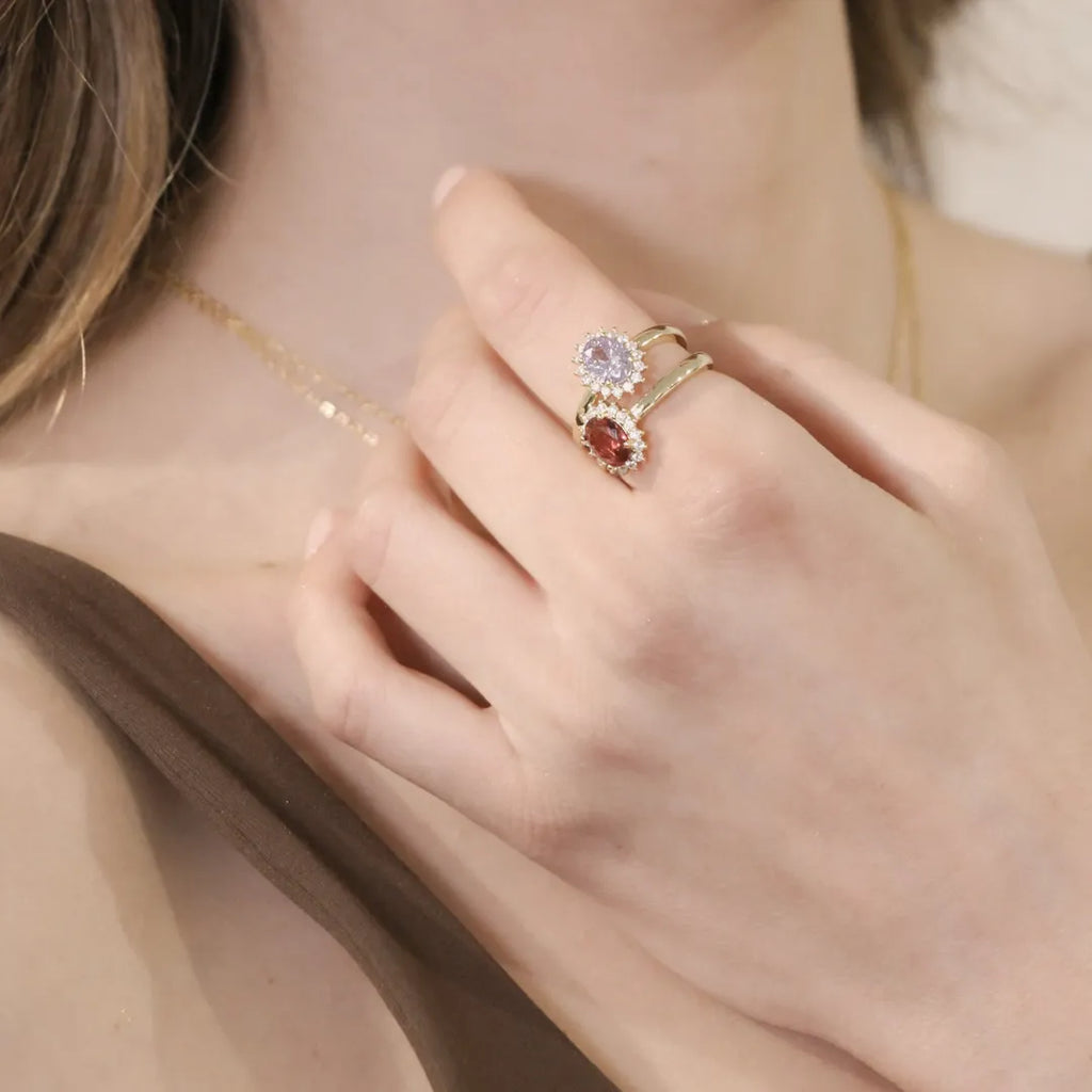 Anello Mini Royal Lady Dorato Zircone Rosso Lillà in Argento ANLDPGBLA2