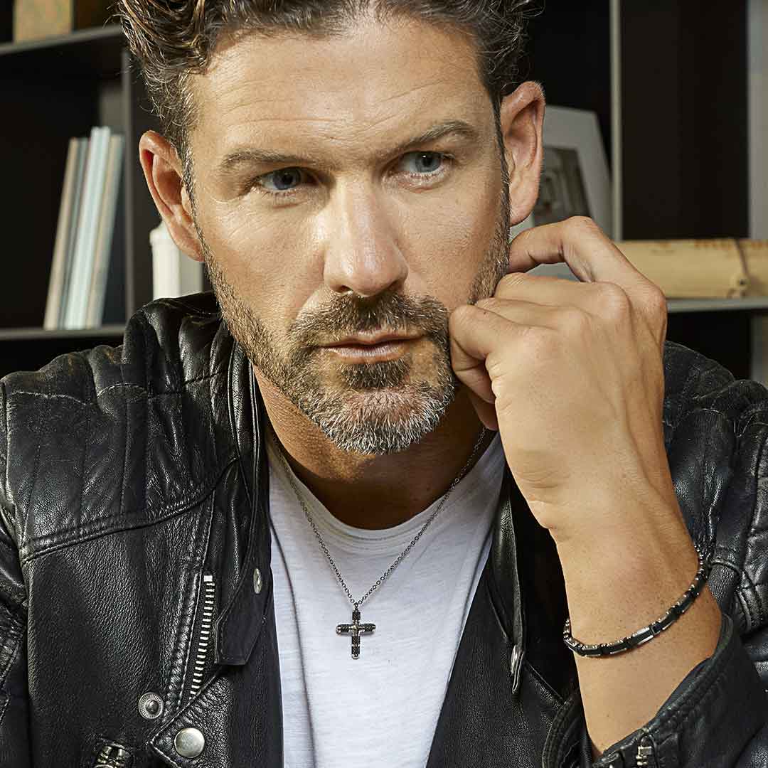Bracciale Cross Acciaio PVD Nero Comete Uomo UBR 889