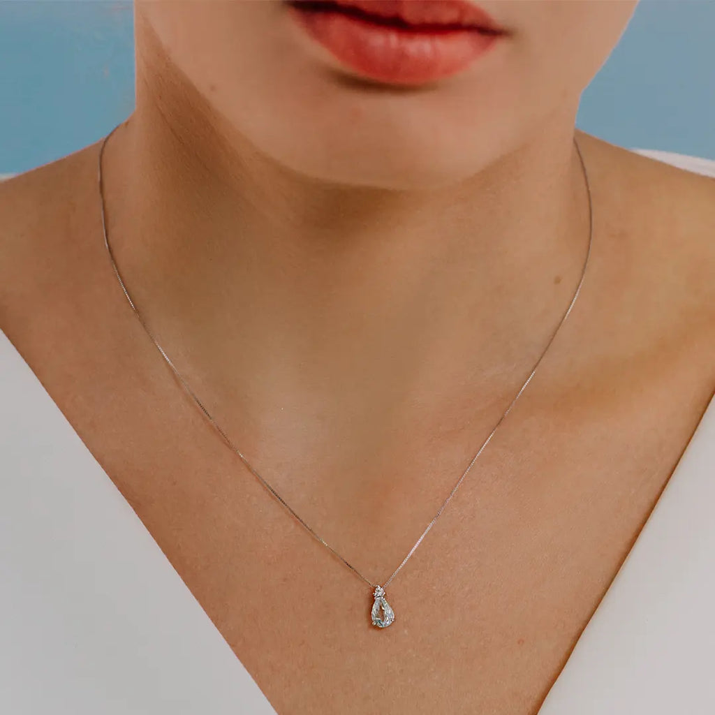 Collana Comete Gioielli Fantasia Di Acquamarina Oro Bianco 18k Diamanti e Acquamarina GLQ 279