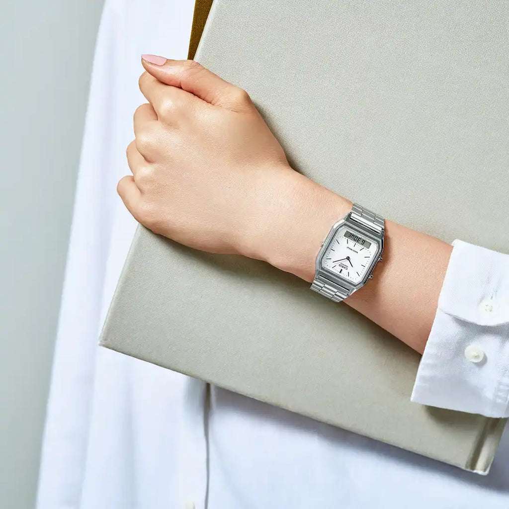 Orologio Analogico e Digitale Casio Acciaio e Quadrante Bianco AQ-230A-7DMQ