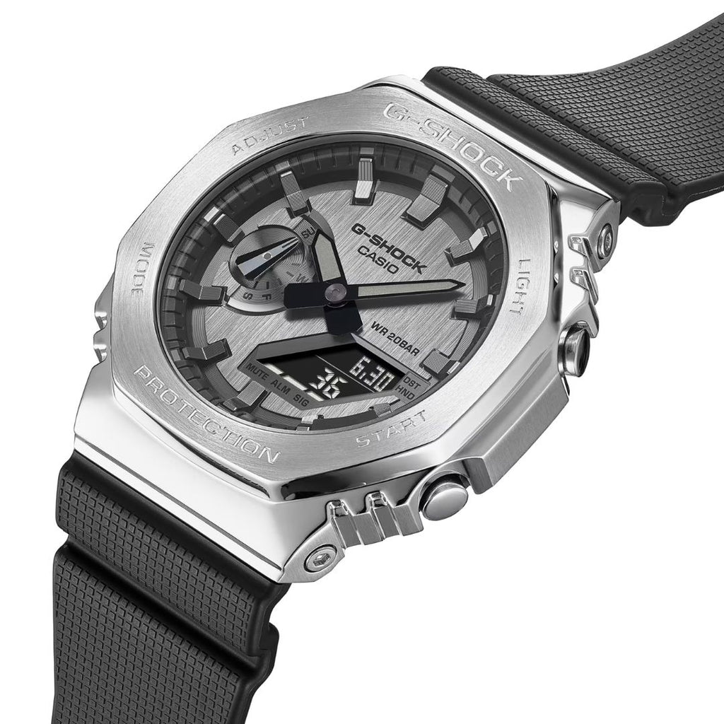 Orologio Casio G-Shock Metallizzato e Cinturino Blu GM-2100-1AER