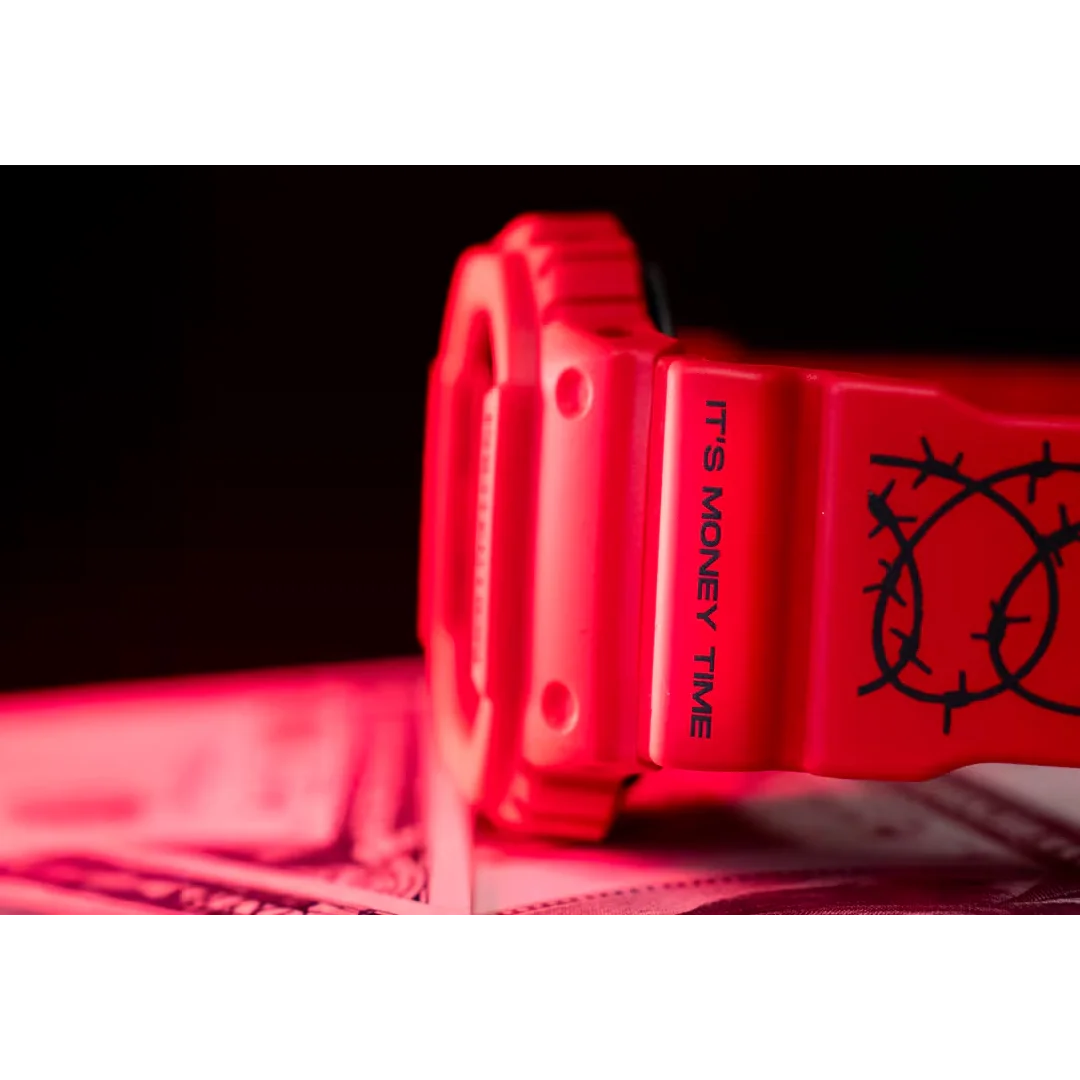Orologio Casio G-Shock x Sfera Ebbasta Digitale Rosso DW-5600SFE25-4ER