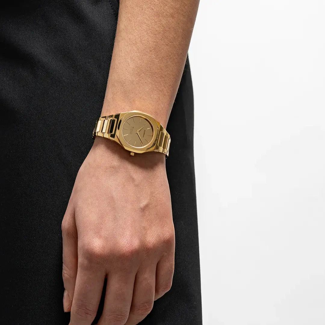 Orologio D1 Milano Gold Gleam Ultra Thin 30 mm D1-UTBL40